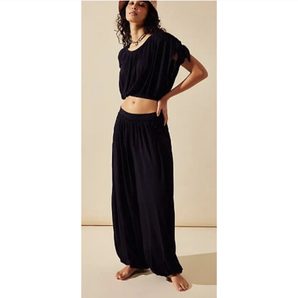 Free People Paola 2 piece set NWOT